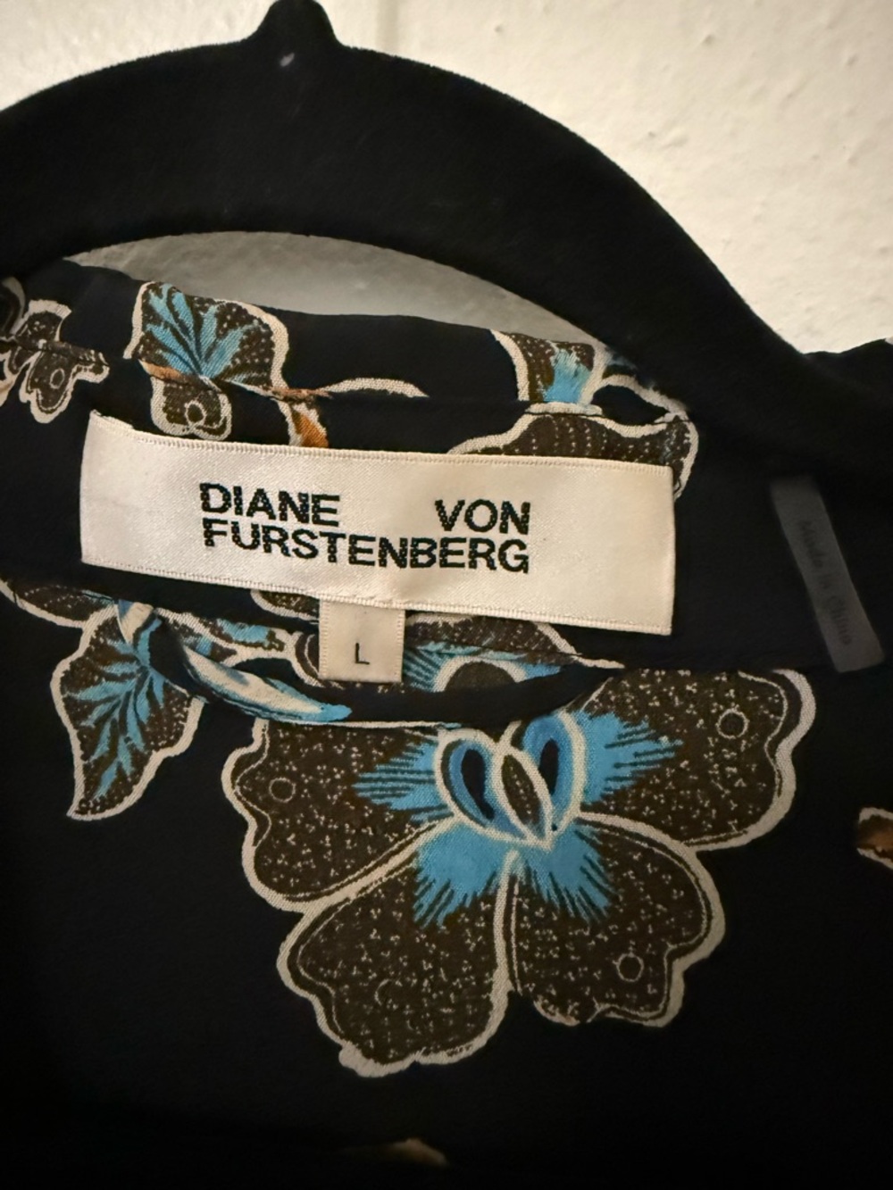 Diane von Furstenberg printed shirtdress - Picture 3 of 5